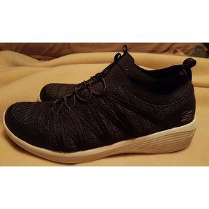 SKECHERS SN23757, Air-Cooled Memory Foam Slip On, Size 9, Color Code: BKW, Black